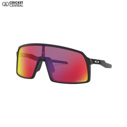 Sports sunglasses from oakley with red/yellow lens
